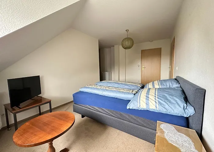 Mitten In Mit Schoenem Ausblick Detmold